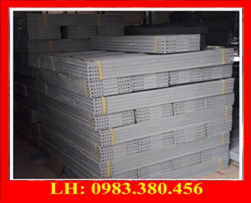MÂM THÉP V LỖ LÀM KỆ