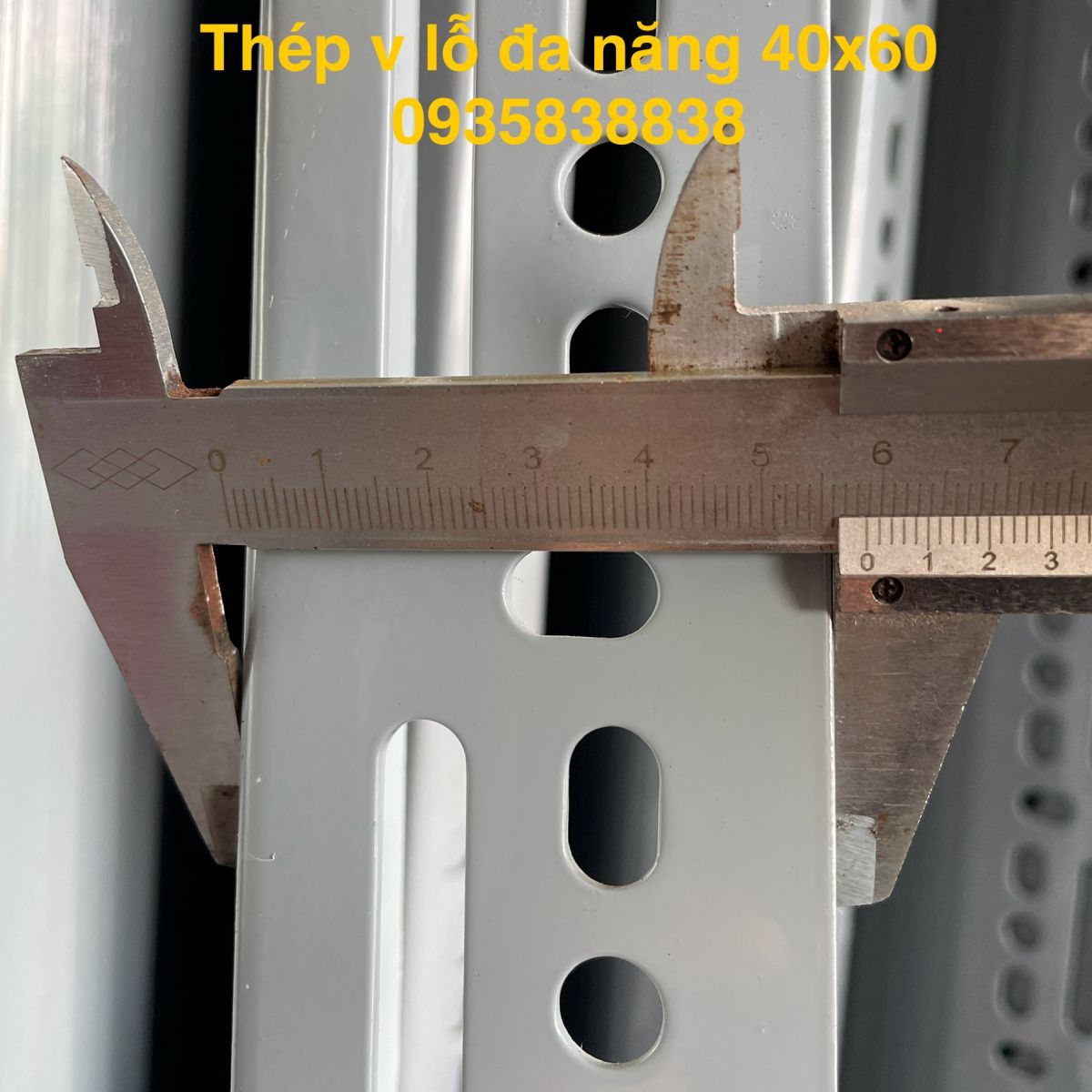 Thép V lỗ đa năng 40x60